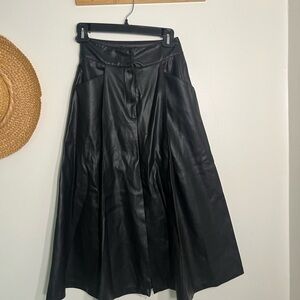 New w/out tags EDGY ZARA Black Leather PLEATED MAXI Skirt xs or 00